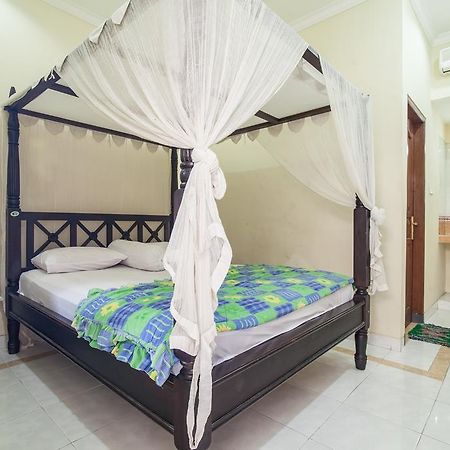 Lori Beach Inn เซมินยัค ห้อง รูปภาพ