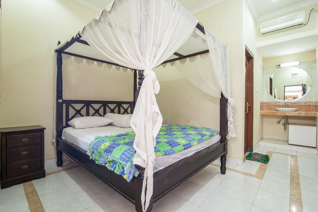 Lori Beach Inn เซมินยัค ห้อง รูปภาพ