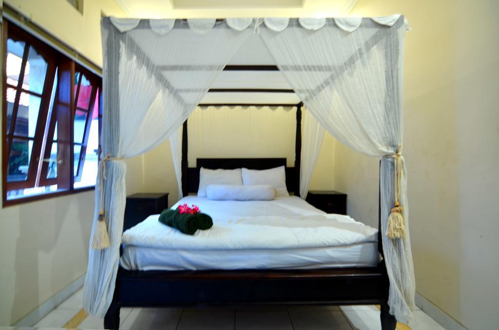 Lori Beach Inn เซมินยัค ภายนอก รูปภาพ