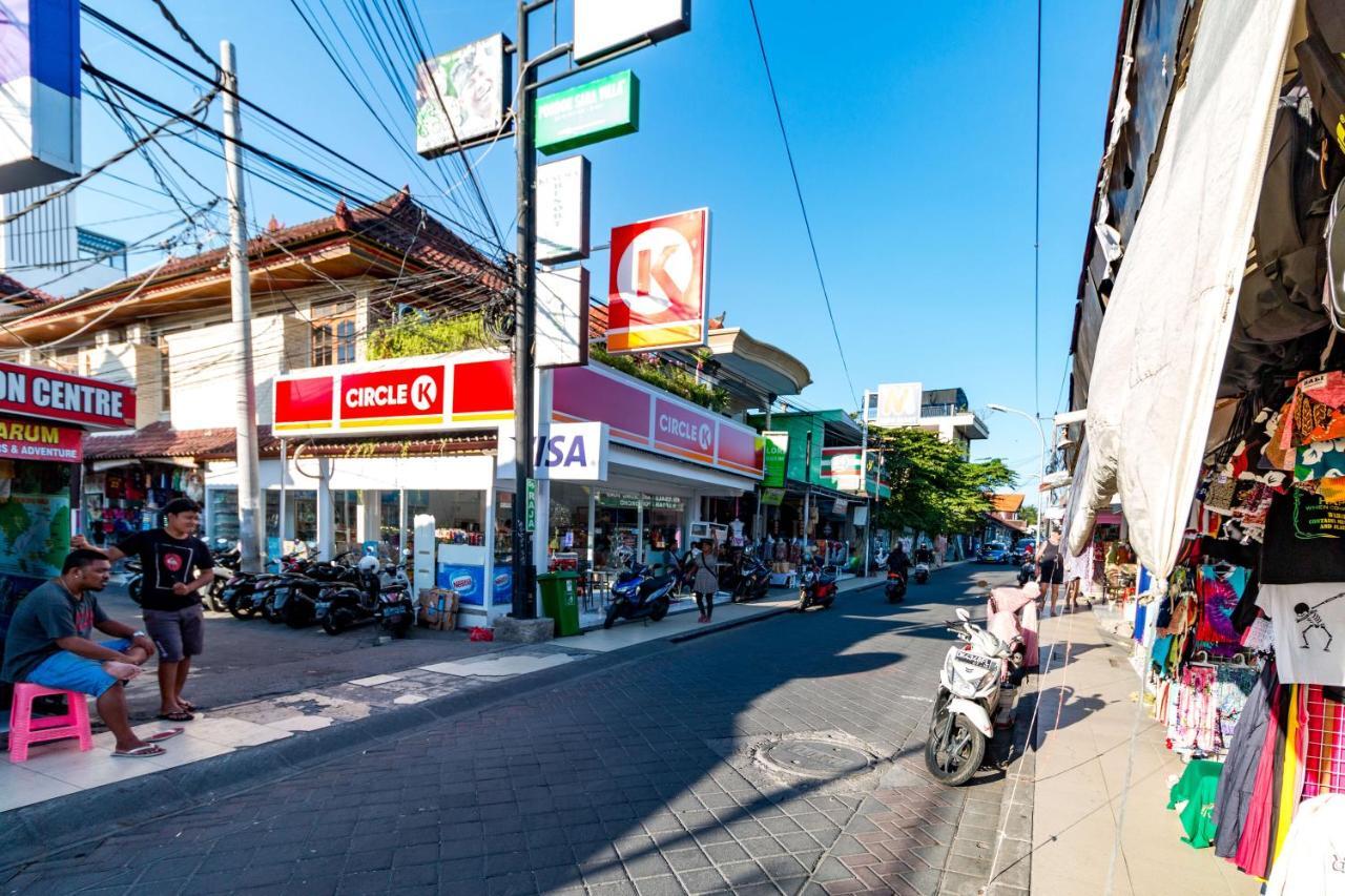 Lori Beach Inn เซมินยัค ภายนอก รูปภาพ